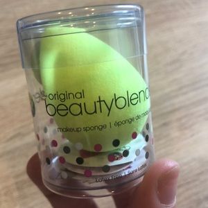 Beautyblender Glow!